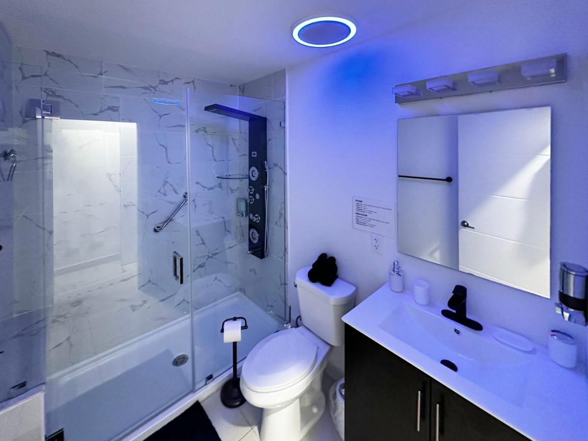 Vacay Spot Experience Luna Sky! 65" Tv Bar, Bbq, Shower Massage Jets, Music, Go To Fl Keys โฮมสเตด ภายนอก รูปภาพ