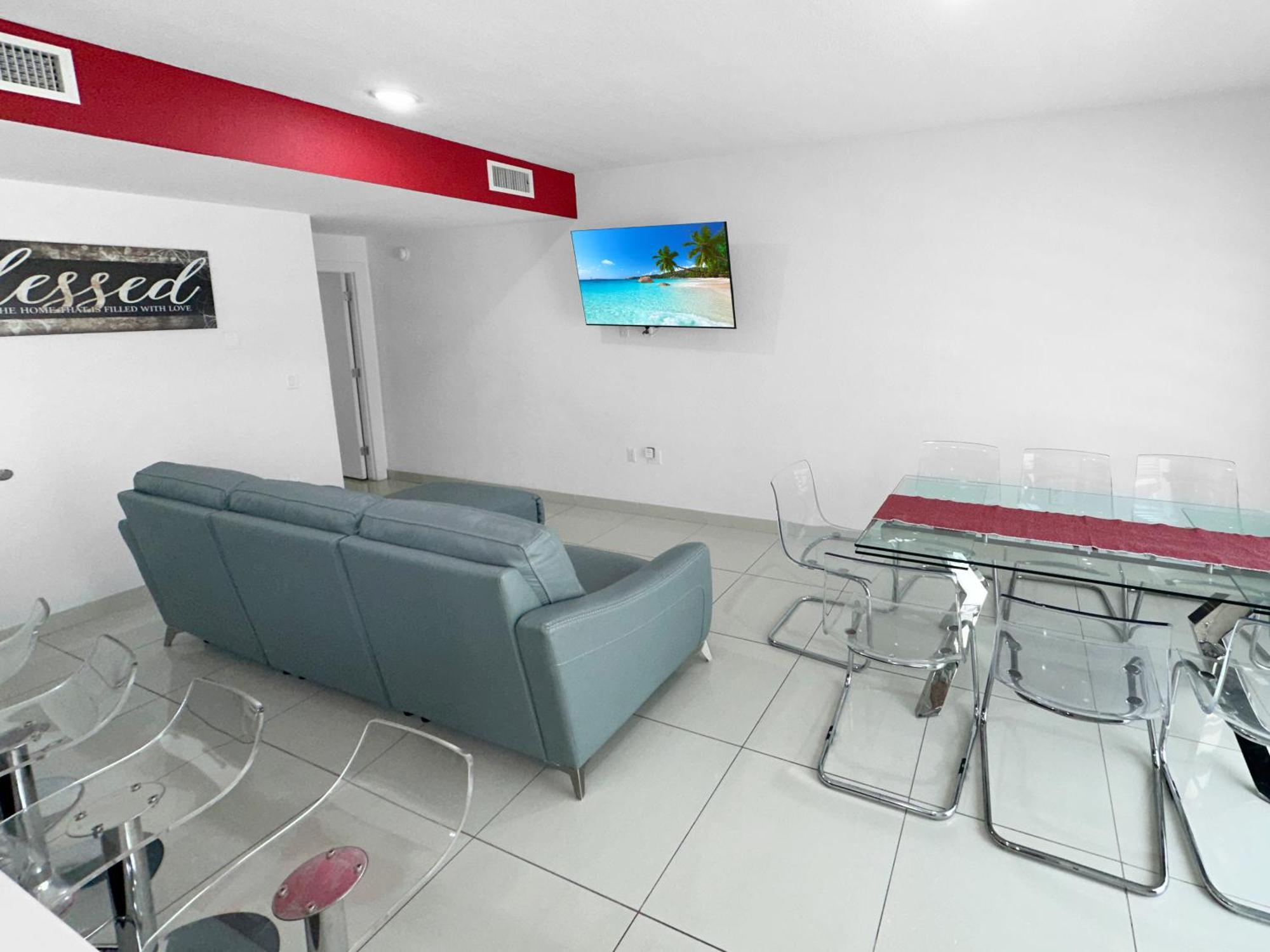 Vacay Spot Experience Luna Sky! 65" Tv Bar, Bbq, Shower Massage Jets, Music, Go To Fl Keys โฮมสเตด ภายนอก รูปภาพ