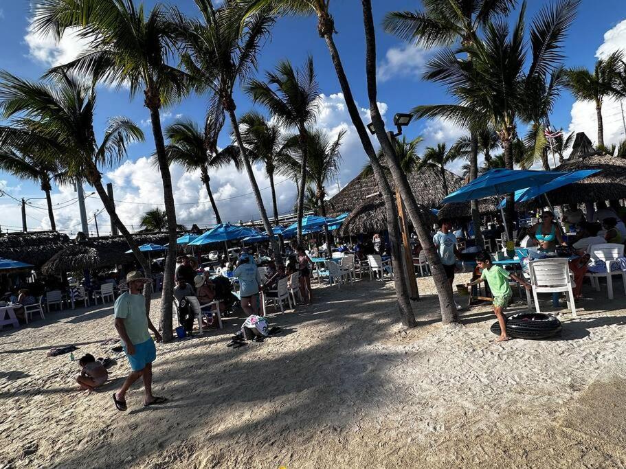Vacay Spot Experience Luna Sky! 65" Tv Bar, Bbq, Shower Massage Jets, Music, Go To Fl Keys โฮมสเตด ภายนอก รูปภาพ